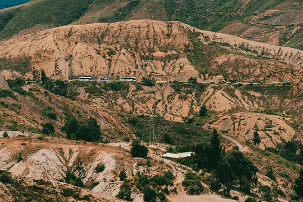 Villa de Leyva, Boyaca, Kolombiya 'ya giden çöl manzarası yolu..
