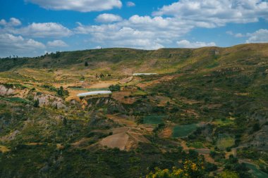 Villa de Leyva, Boyaca, Kolombiya 'ya giden çöl manzarası yolu..