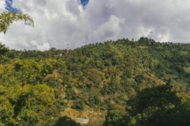 And Dağları manzaralı doğal manzara, Antioquia, Kolombiya.