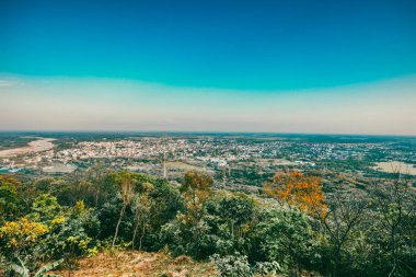 Yopal, Casanare, Kolombiya 'nın panoramik görüntüsü. 