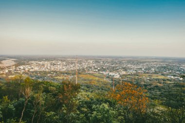 Yopal, Casanare, Kolombiya 'nın panoramik görüntüsü. 
