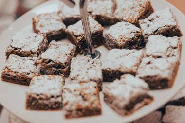 Partide yemek için nefis kekler..