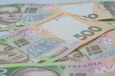 Ukrayna parası 500 Hryvnia geçmişi. Ukrayna finans, maaş, emekli maaşı, bağışlar, vergiler. Ukrayna parası. 500 Hryvnia banknotunun geçmişi