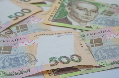 Ukrayna parası 500 Hryvnia geçmişi. Ukrayna finans, maaş, emekli maaşı, bağışlar, vergiler. Ukrayna parası. 500 Hryvnia banknotunun geçmişi