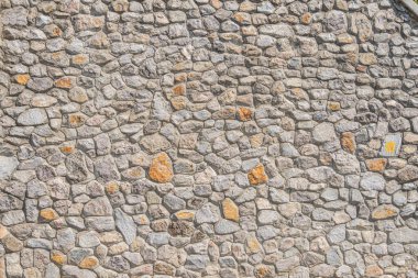 Tuscany 'de tipik sert taş duvar. Daha büyük bir panorama yaratmak için sol versiyonla kusursuz bir şekilde birleştirilebilir.