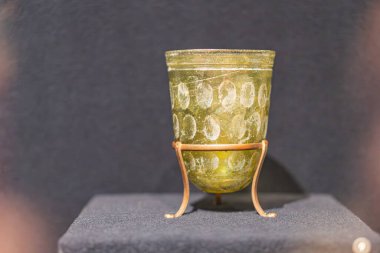 Bu resim antik bir Ukrayna eserini tasvir ediyor, bir Weschyla gemisi, Scythian kültüründen, ülkemizin ve Avrupa tarihinin önemli bir parçası bu gemi, Kyiv, Ukrayna 03-01-2025