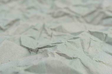 Dağlık desenli, endüstriyel karton bir fotoğraf.