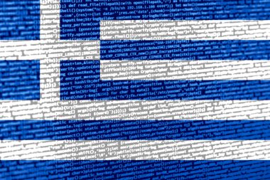 Teknik arkaplanda Yunanistan bayrağı olan dijital bir kavram. Siber güvenlik, programlama ve dijital egemenlik bağlamında Yunanistan. Yunanistan 'daki site gelişiminin sembolik görüntüsü.