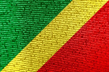 Teknoloji arka planında Kongo Cumhuriyeti bayrağı olan dijital bir kavram. Siber güvenlik, programlama ve dijital egemenlik bağlamında Kongo Cumhuriyeti. Oturmanın sembolik görüntüsü