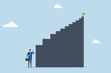 İlk adım en zor, depresyondaki işadamı yüksek başarı merdivenlerinin ilk adımına bakıyor.