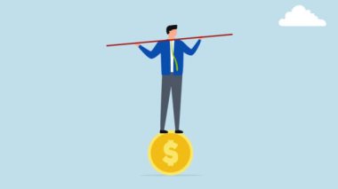 Finansal ve ticari risk, iş adamlarının 4k animasyonu altın madeni paradan düşmemek için dengelenmiş.