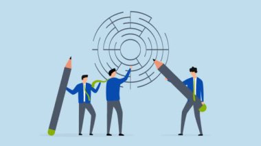 Çözüm bulmak için iş dünyası beyin fırtınası, iş adamı ve kadın meslektaşlarının iş stratejisi hakkında beyin fırtınası yapması..