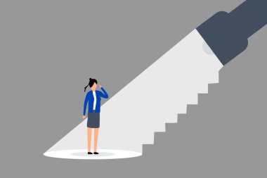 Kariyerini ilerletmek için kariyer rehberliği, iş kadını olmak için el feneri ışığı ışını..