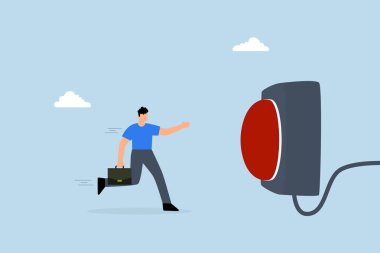 Kırmızı acil durum düğmesine basmak için acele eden dikkatli iş adamı