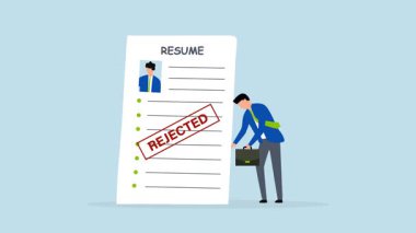 İş başvurusu reddedildi, üzgün girişimcinin 4k animasyonu reddedilmiş iş başvurusu evraklarını tutuyor.