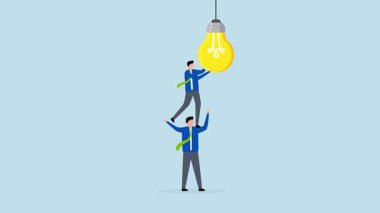 Birlikte başarının ortaklığı, 4k animasyon girişimcisi meslektaşına ampulü aktifleştirmede yardım ediyor.