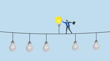 Farklılık fikri yeniliği, iş adamının 4k animasyonu diğerlerinden farklı parlak ampuller keşfetti.