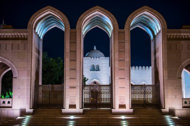 Muscat, Umman-Eylül, 16. 2022: Sultan Kaboos Büyük Camii Umman 'ın başkenti Muscat' ta yer alan en büyük camiidir.. 