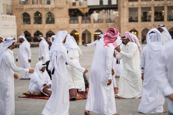 Doha Qatar Marzo 2019 Actuación Música Danza Tradicional Qatarí Interpretada —  Fotos de Stock