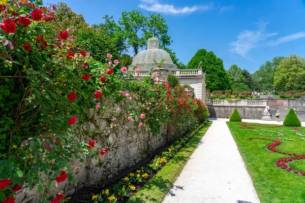 Piękny Pałac Mirabell Salzburgu Austria Różanym Ogrodem Posągami Zdjęcie Stockowe