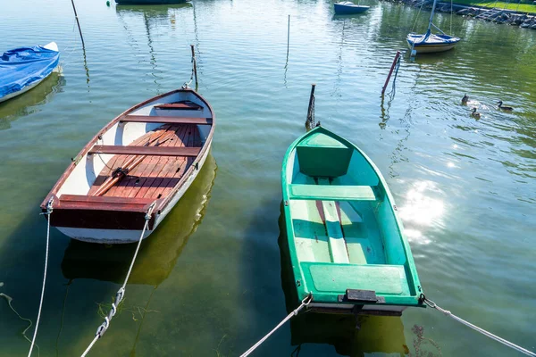 Pequeños Barcos Pesca Retro Lago Balaton Con Agua —  Fotos de Stock