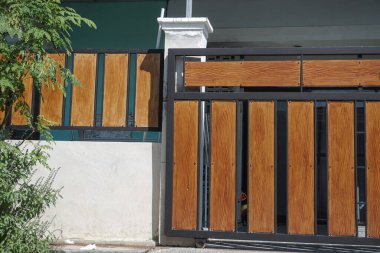 gate house with elegant design