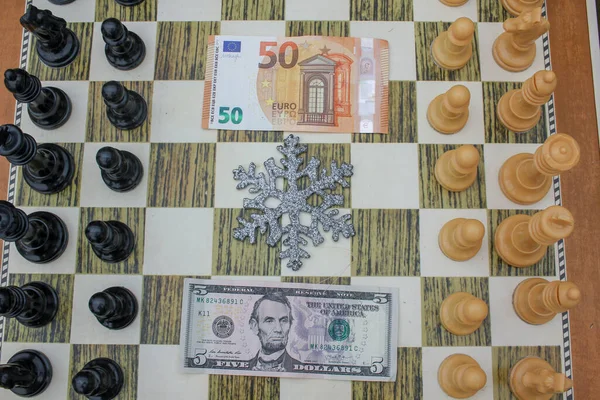 Euro Dollar Bills Chessboard Fighting Each Other — Stock Photo, Image