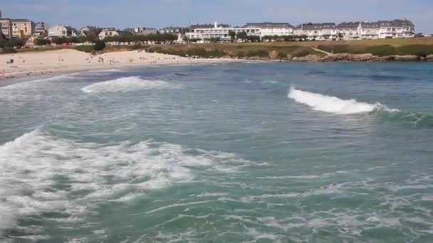 Wellen Erreichen Die Kantabrische Küste Foz Galicien Spanien — Stockvideo