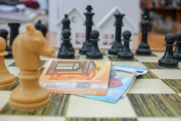Euro Notes Chessboard How Invest Times Crisis — Stock Photo, Image