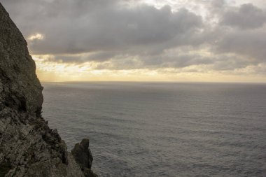 İspanya, Ortegal Burnu 'nda yaz günü gün batımı