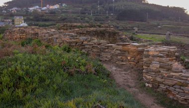 Galiçya, İspanya 'daki Castro de Fazouro iyi korunmuş bir Kelt binasıdır.