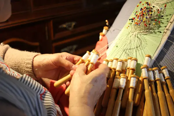 Ageless Artistry: Crafting Bobbin Lace with Wisdom and Grace