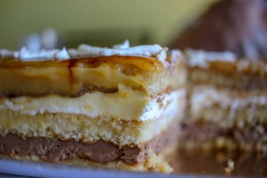 Lourenza, İspanya; 08 08 2023; lezzetli San Marcos pastası krema ve çırpılmış kremadan yapıldı