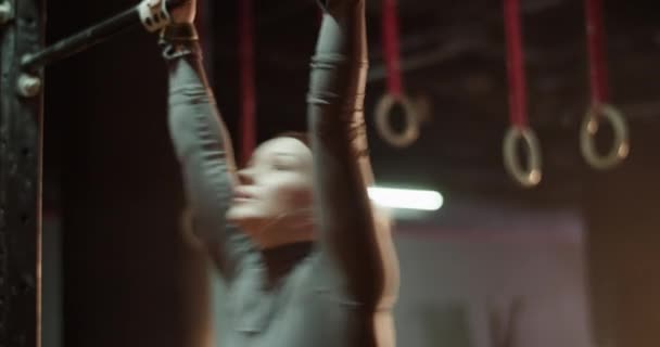 Active Young Female Athlete Sportswear Doing Pull Ups Bar Intense — Stock Video