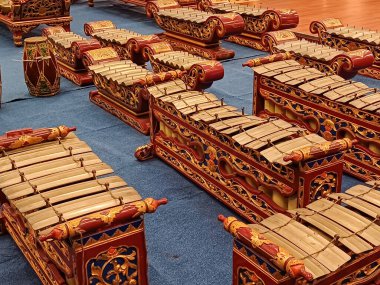 Cinsiyet denilen geleneksel Balili Gamelan. Gamelan Endonezya 'nın Bali ve Java şehrinde bulunan geleneksel bir müzik enstrümanıdır..
