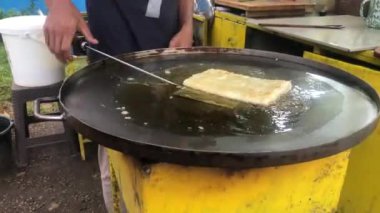Endonezya geleneksel yemek yumurtası martabak
