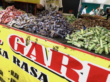 Sokak yemeklerinde tatlı şeker - Kudus, 24 Maret 2024