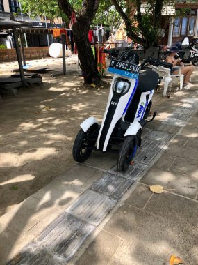 Bali, 29 Nisan 2024 - 3 tekerlekli elektrikli bisiklet