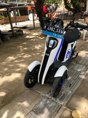 Bali, 29 Nisan 2024 - 3 tekerlekli elektrikli bisiklet