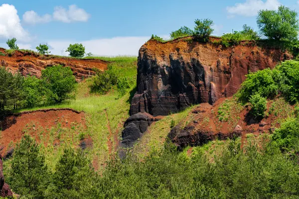 Brasov ilçesi Racos 'taki sönmüş volkan tekrar aktif hale geldi. Ülkemizde yapılan en büyük uluslararası televizyon üretimi olan 