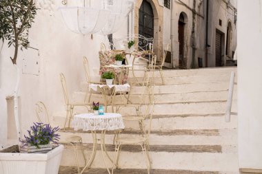 Locorotondo şehrinde sokak