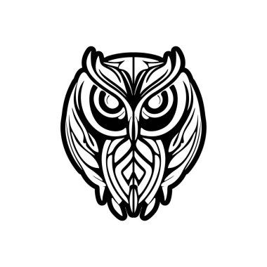 Üzerinde Polinezya tasarımları olan siyah beyaz baykuş dövmesi..