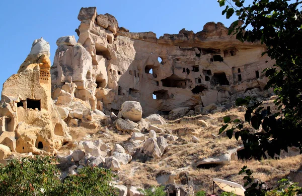 Photo View Rocky Mountain Holes Town Cavusin Goreme Cappadocia Turkey — Stock Photo, Image