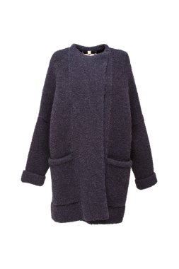 Lüks kadın gömleği beyaz arka planda hayalet mankeni