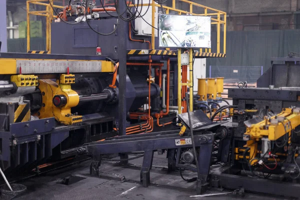 Mekan Fabrikadaki Modern Ekipman Deneysel Ekipman Metalle Çalış — Stok fotoğraf