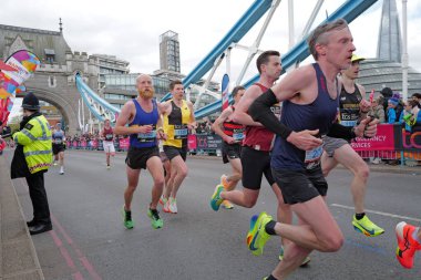 Londra-APRIL 21: Londra Maratonu 21 Nisan 2024 'te Londra, Birleşik Krallık, İngiltere' de..