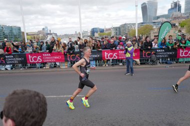Londra-APRIL 21: Londra Maratonu 21 Nisan 2024 'te Londra, Birleşik Krallık, İngiltere' de..