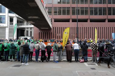 Londra-APRIL 21: Londra Maratonu 21 Nisan 2024 'te Londra, Birleşik Krallık, İngiltere' de..