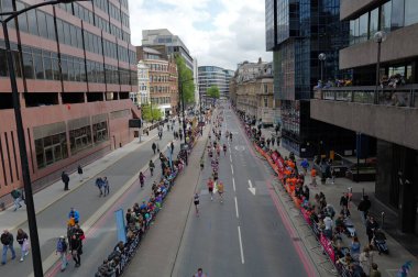 Londra-APRIL 21: Londra Maratonu 21 Nisan 2024 'te Londra, Birleşik Krallık, İngiltere' de..
