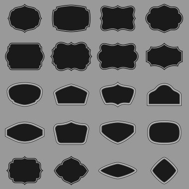 Gri arkaplan üzerinde hatları olan geniş düz kalkanlar..